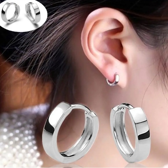 💫 Sterling Silver Hoop Earrings - Picture 3 of 4